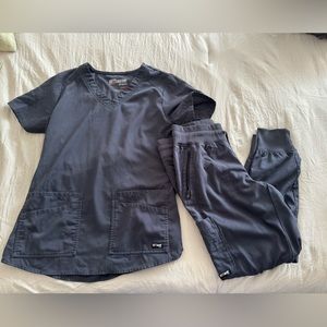 Greys Anatomy Scrub Set Charcoal Grey